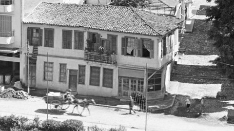 3089 1937. Δύο σπίτια στην οδό Τσιρογιάννη, 1